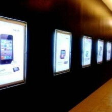 廣州市增城勢邦廣告燈箱制品廠 專業打造水晶燈箱、廣告魔鏡與LED廣告設計